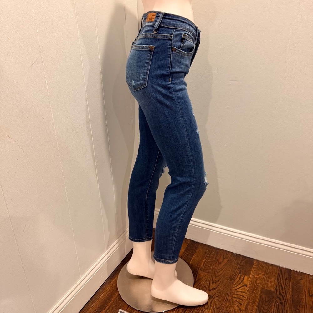 Judy Dark Wash Relaxed Fit Stretch Distressed Jeans | Size 7/28